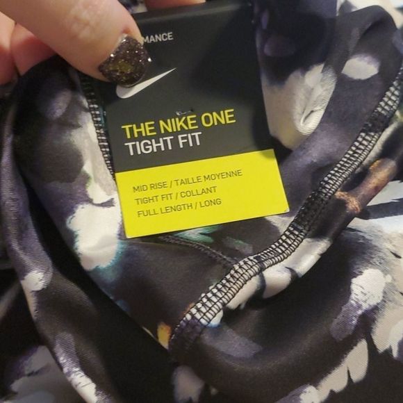 Nike the one Tight fit mid rise full length floral active workout leggings plus - Picture 9 of 9